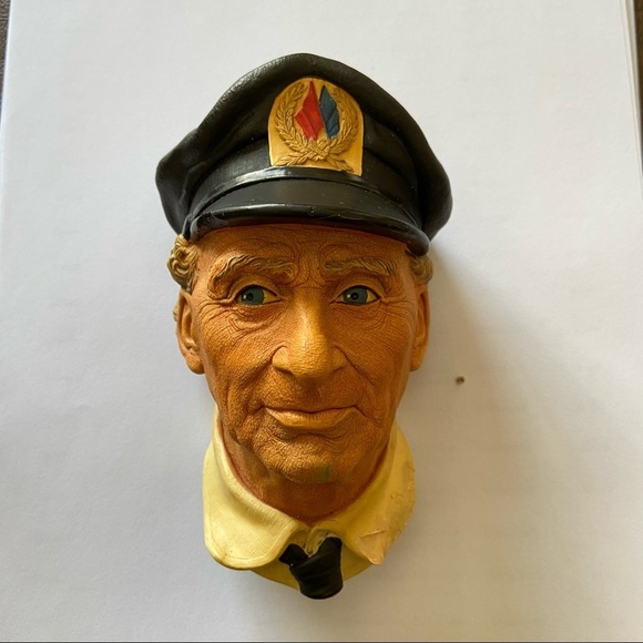 Vintage Bossons Chalk Ware Sea Captain Retired - Picture 3 of 8